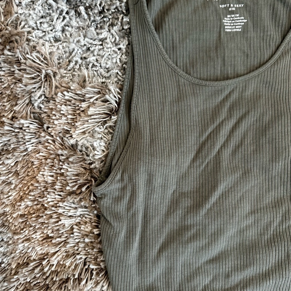 American Eagle Outfitters Ribbed Tank Top - Dark Green - Picture 3 of 3
